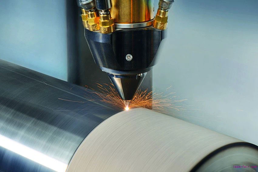 Viteza depunerii materialului laser stabilește un nou record până la 200 de m...